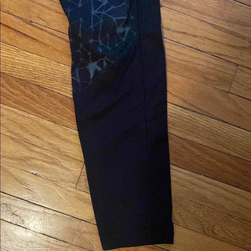 Lululemon Athletica Black Patterned Leggings woman 2 - Picture 4 of 8